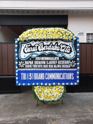 Papan Bunga Duka di Cigondewah Rahayu